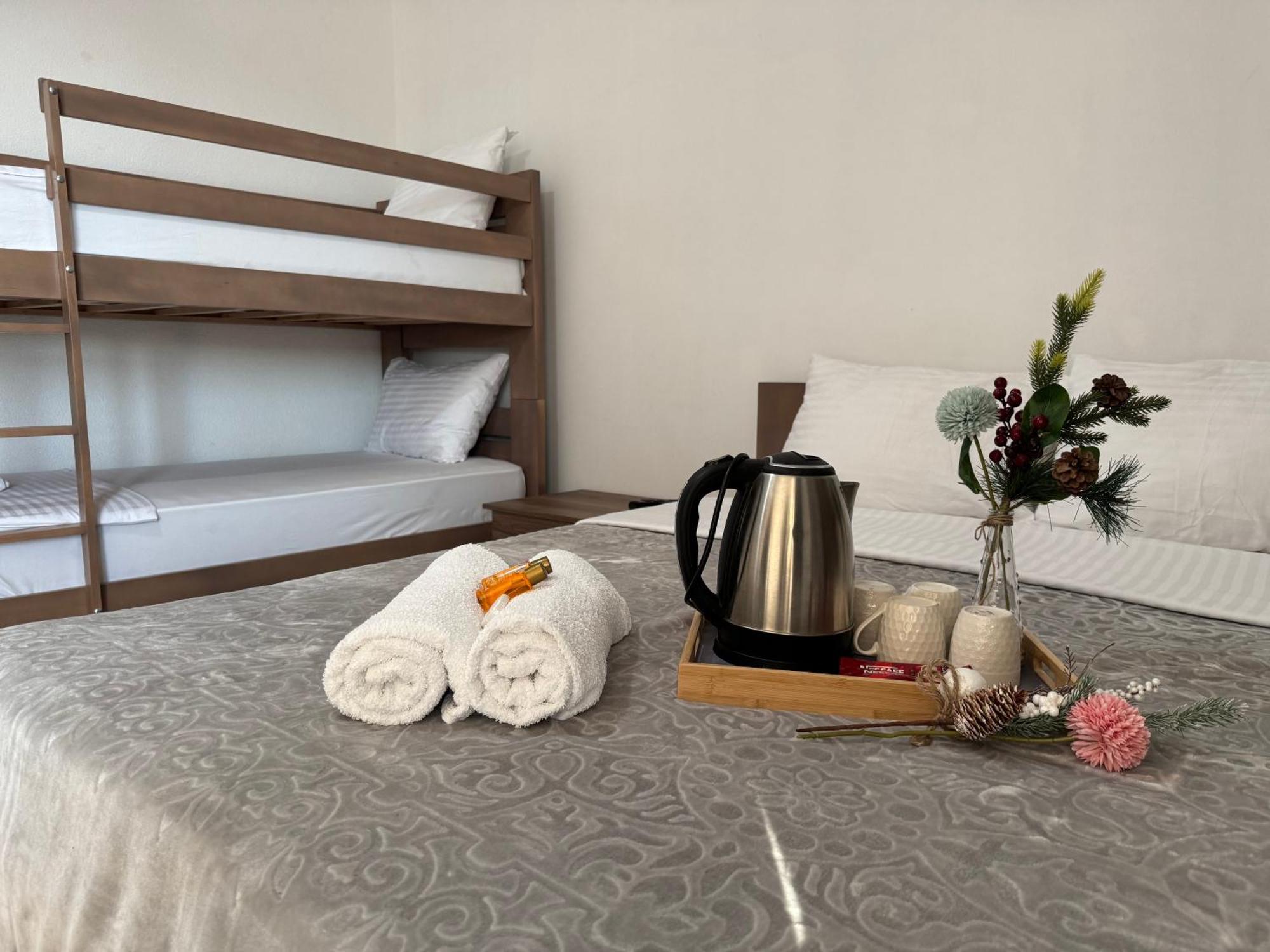 Hotel Majestic Струга Экстерьер фото